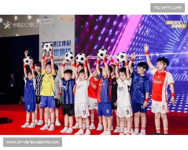 一起过足瘾这场属于我们的世俱杯2025将点燃全球足球热情 一起过足瘾这场属于我们的世俱杯2025将点燃全球足球热情